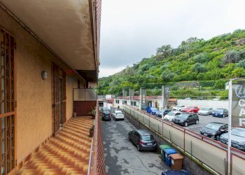 Balcone - Trilocale via Petralia
 
74 b, Aci Catena - foto 32