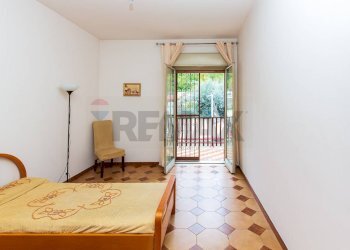 Camera / camera da letto - Trilocale via Petralia
 
74 b, Aci Catena - foto 34