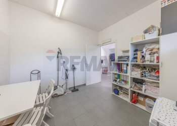 Camera / camera da letto - Attività Commerciale Roma - foto 26