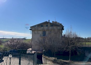 Casa all\'aperto - Trilocale Via Giacomo Matteotti in San Biagio
 
6/C, Marsciano - foto 6