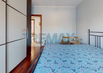 Camera / camera da letto - Trilocale Via Giacomo Matteotti in San Biagio
 
6/C, Marsciano - foto 17