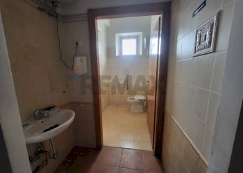 Bagno - Locale Commerciale Largo Caboto
 
2, Anzio - foto 15