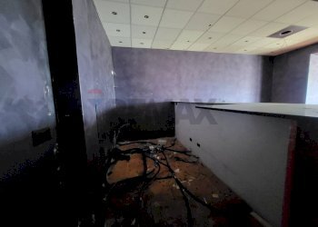 Non correlato - Locale Commerciale Largo Caboto
 
2, Anzio - foto 11