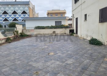 Terrazza - Locale Commerciale Largo Caboto
 
2, Anzio - foto 2