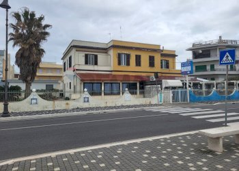 Casa all\'aperto - Locale Commerciale Largo Caboto
 
2, Anzio - foto 23