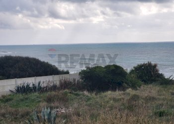 Vista dell\'acqua - Locale Commerciale Largo Caboto
 
2, Anzio - foto 27