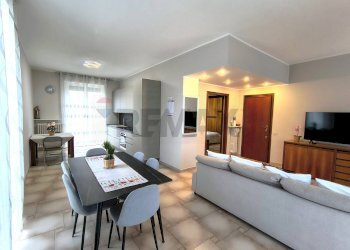 Sala da pranzo - Bilocale via vittorio veneto
 
37, Concorezzo - foto 2