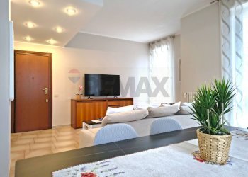 Sala da pranzo - Trilocale via vittorio veneto
 
37, Concorezzo - foto 11