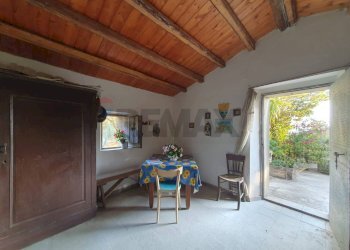 Sala da pranzo - Villa via Antonino Gravina Il Bellicoso
 
26, Caltagirone - foto 20