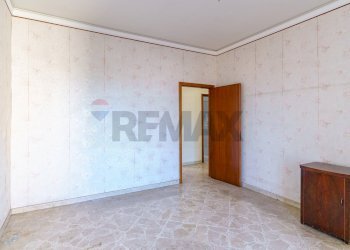 Stanza vuota - Appartamento VIA CARNAZZA
 
51, Tremestieri Etneo - foto 10