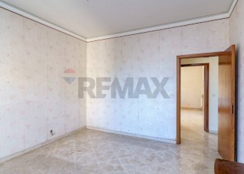 Stanza vuota - Appartamento VIA CARNAZZA
 
51, Tremestieri Etneo - foto 12