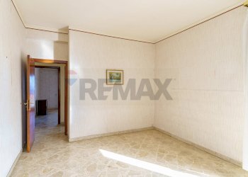 Stanza vuota - Appartamento VIA CARNAZZA
 
51, Tremestieri Etneo - foto 13