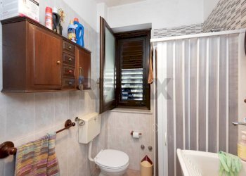 Bagno - Quadrilocale Via: Caramme
 
38, Valverde - foto 8