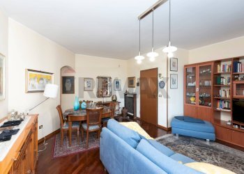 Sala da pranzo - Quadrilocale Via: Caramme
 
38, Valverde - foto 29