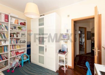 Camera / camera da letto - Quadrilocale Via: Caramme
 
38, Valverde - foto 31