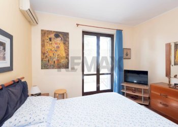 Camera / camera da letto - Quadrilocale Via: Caramme
 
38, Valverde - foto 39