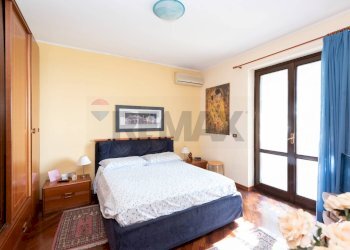 Camera / camera da letto - Quadrilocale Via: Caramme
 
38, Valverde - foto 43