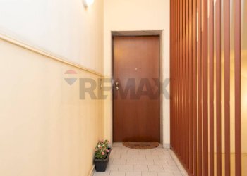 Hall / corridoio - Quadrilocale Via: Caramme
 
38, Valverde - foto 47