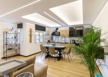 Sala da pranzo - Bilocale Via Narciso
 
2, Catania - foto 1