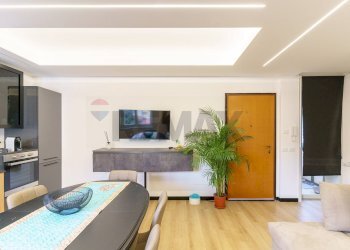 Sala da pranzo - Bilocale Via Narciso
 
2, Catania - foto 4