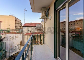 Balcone - Bilocale Via Narciso
 
2, Catania - foto 22