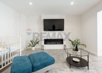 Soggiorno - Casa semi indipendente Via Santa Maria dei Monti
 
15, Mascalucia - foto 7