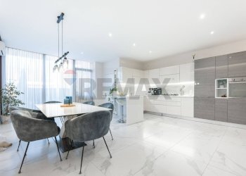 Cucina - Casa semi indipendente Via Santa Maria dei Monti
 
15, Mascalucia - foto 12