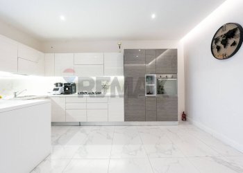 Cucina - Casa semi indipendente Via Santa Maria dei Monti
 
15, Mascalucia - foto 13