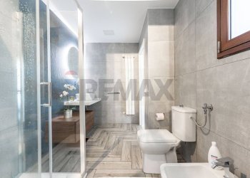 Bagno - Casa semi indipendente Via Santa Maria dei Monti
 
15, Mascalucia - foto 19