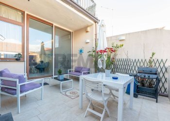 Terrazza - Casa semi indipendente Via Santa Maria dei Monti
 
15, Mascalucia - foto 21