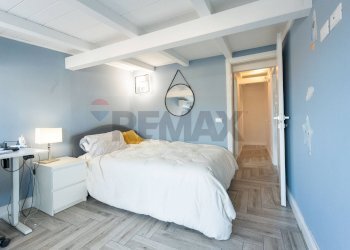Camera / camera da letto - Casa semi indipendente Via Santa Maria dei Monti
 
15, Mascalucia - foto 33