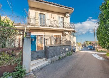 Casa all\'aperto - Casa semi indipendente Via Santa Maria dei Monti
 
15, Mascalucia - foto 38