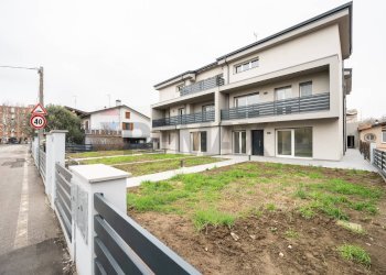 Edificio all\'aperto - Quadrilocale Via San Nicola
 
35, Viadana - foto 13