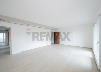 Stanza vuota - Quadrilocale Via San Nicola
 
35, Viadana - foto 21