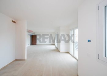 Stanza vuota - Quadrilocale Via San Nicola
 
35, Viadana - foto 25