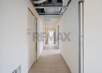 Hall / corridoio - Quadrilocale Via San Nicola
 
35, Viadana - foto 42