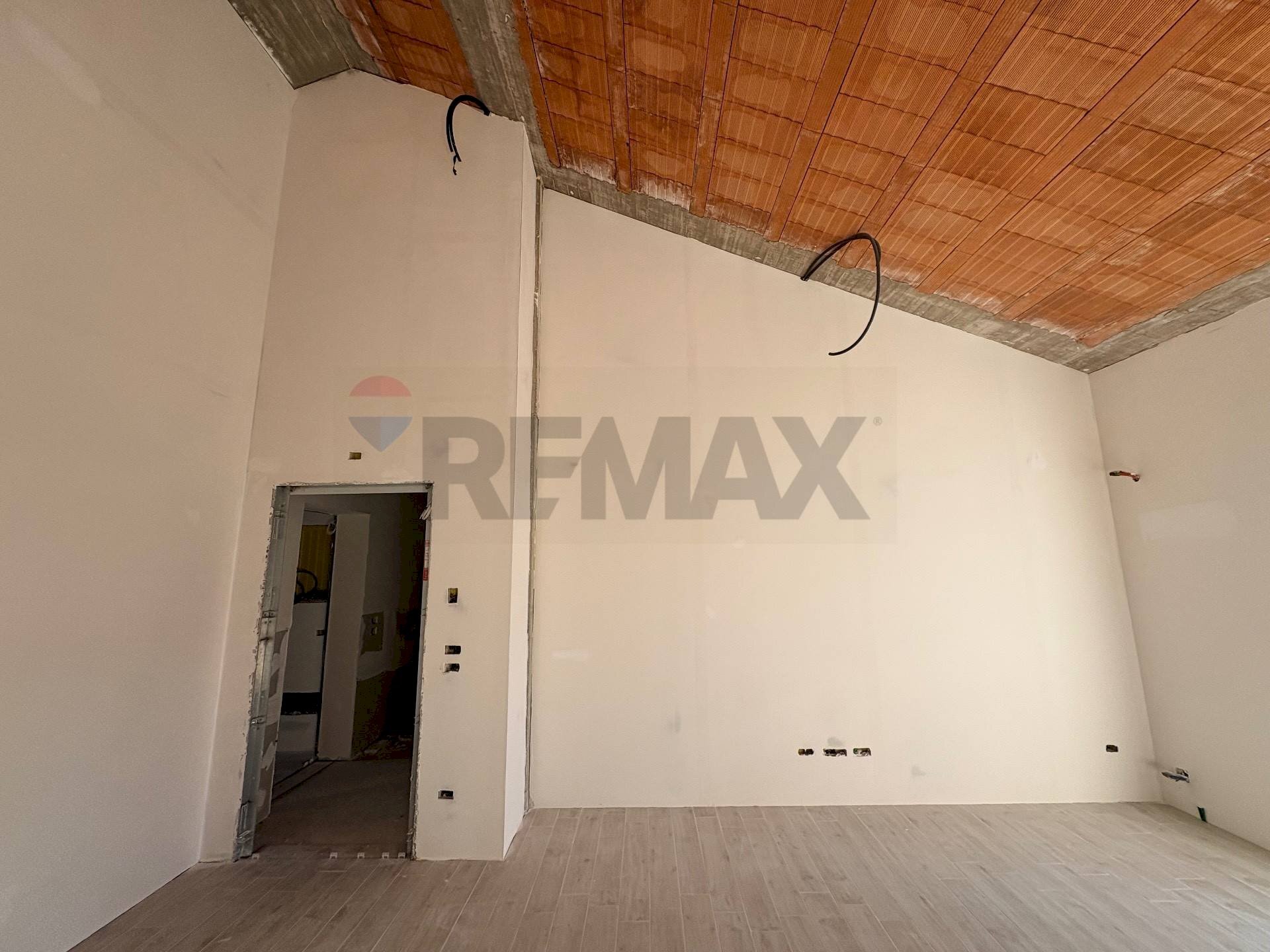 Stanza vuota - Semi-detached Villa VIA GAMBINI, Trieste - photo 3