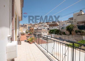 Balcone - Apartment via Enrico Amante
 
5, Noto - photo 6