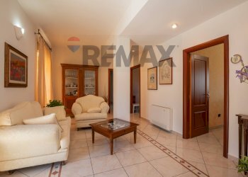 Soggiorno - Apartment via Enrico Amante
 
5, Noto - photo 7