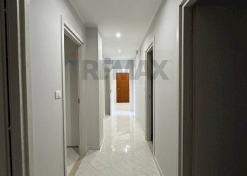 Hall / corridoio - Ufficio VIA UNIONE SOVIETICA 6
 
6, Siracusa - foto 3