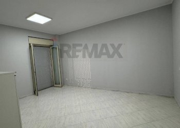 Stanza vuota - Ufficio VIA UNIONE SOVIETICA 6
 
6, Siracusa - foto 9