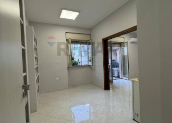 Hall / corridoio - Ufficio VIA UNIONE SOVIETICA 6
 
6, Siracusa - foto 24