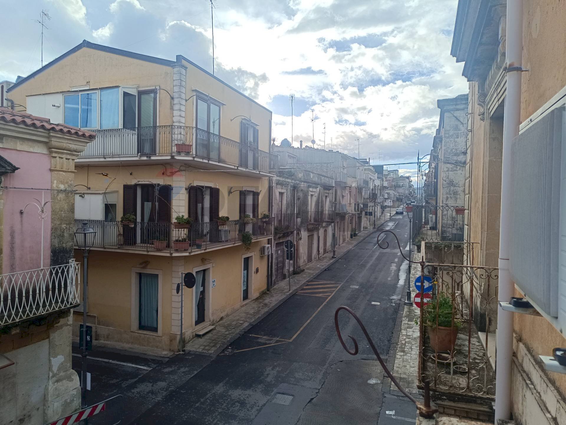 Edificio all\'aperto - Casa semi indipendente Via Libertà
 
66, Sortino - foto 3