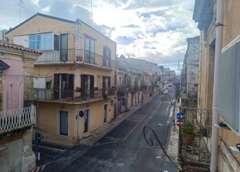 Edificio all\'aperto - Semi-detached house Via Libertà
 
66, Sortino - photo 2