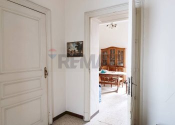 Hall / corridoio - Semi-detached house Via Libertà
 
66, Sortino - photo 13