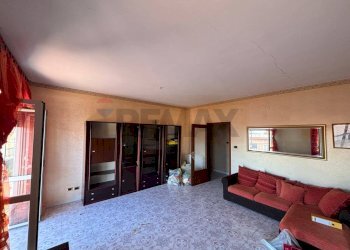 Soggiorno - Appartamento Via della Pentapoli
 
9, Priolo Gargallo - foto 9