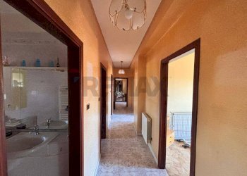 Hall / corridoio - Appartamento Via della Pentapoli
 
9, Priolo Gargallo - foto 22