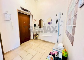 Hall / corridoio - Trilocale Via Antonio Marino
 
19, Caserta - foto 7