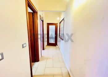 Hall / corridoio - Trilocale Via Antonio Marino
 
19, Caserta - foto 27