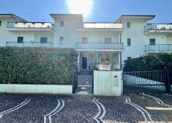Casa all\'aperto - Villa a Schiera Via Michele Ruta, Caserta - foto 2
